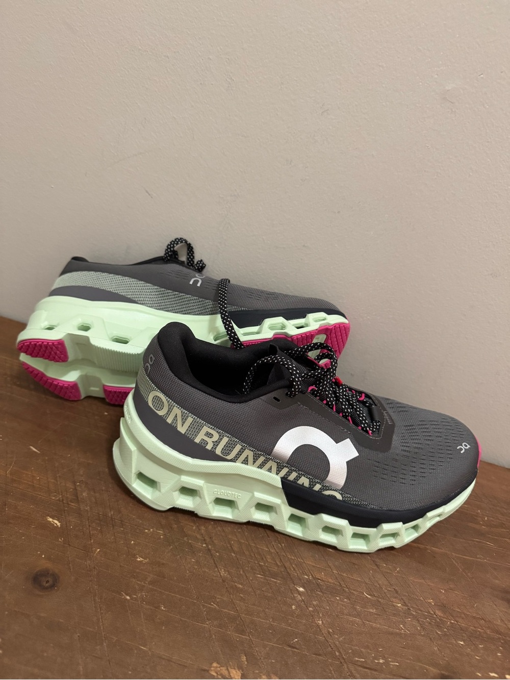 On Running Cloudmonster Women's Running Sneakers size 7.5
